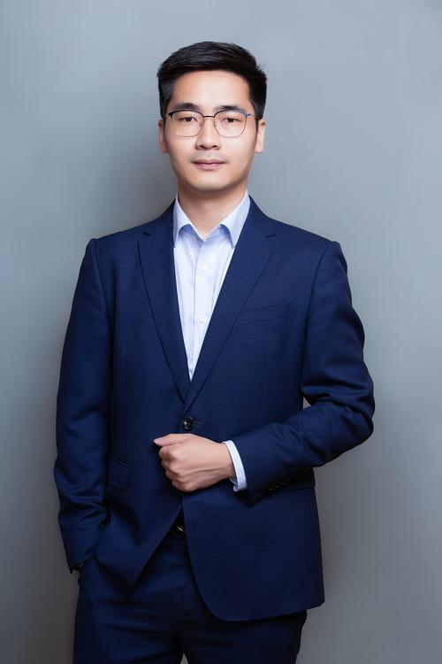 严愚贵 动态图形设计负责人
